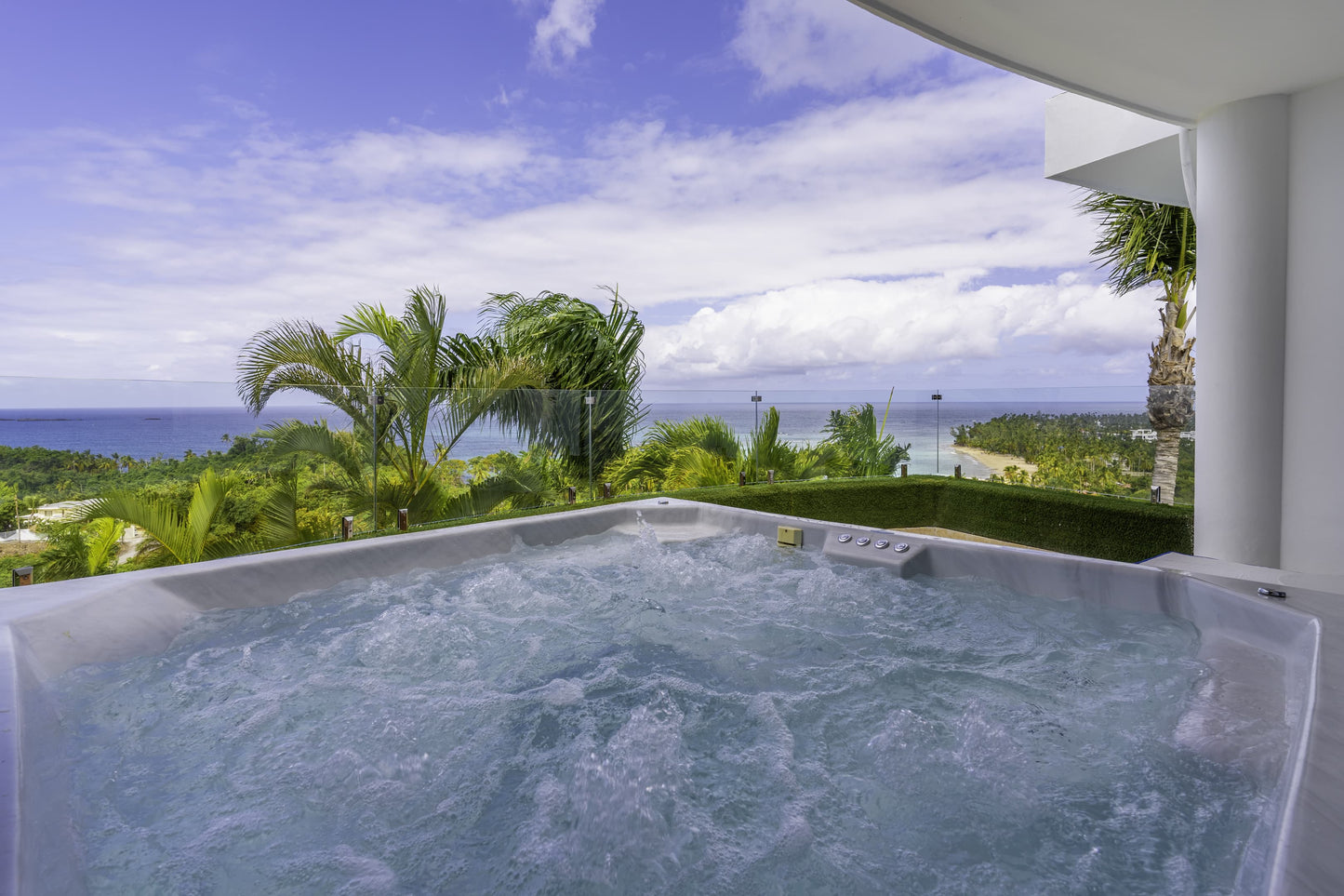 Hands Free All-Inclusive Presidential Package